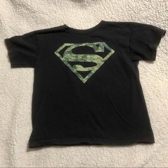 DC Comics Other - ⭐️4/$20⭐️ Superman Shirt